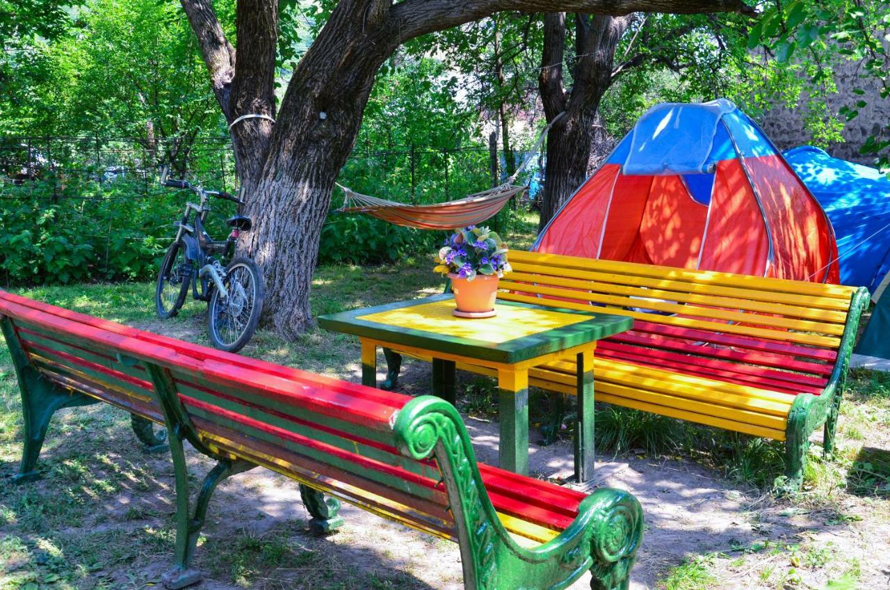 Camp'In Goris Hotel Екстериор снимка